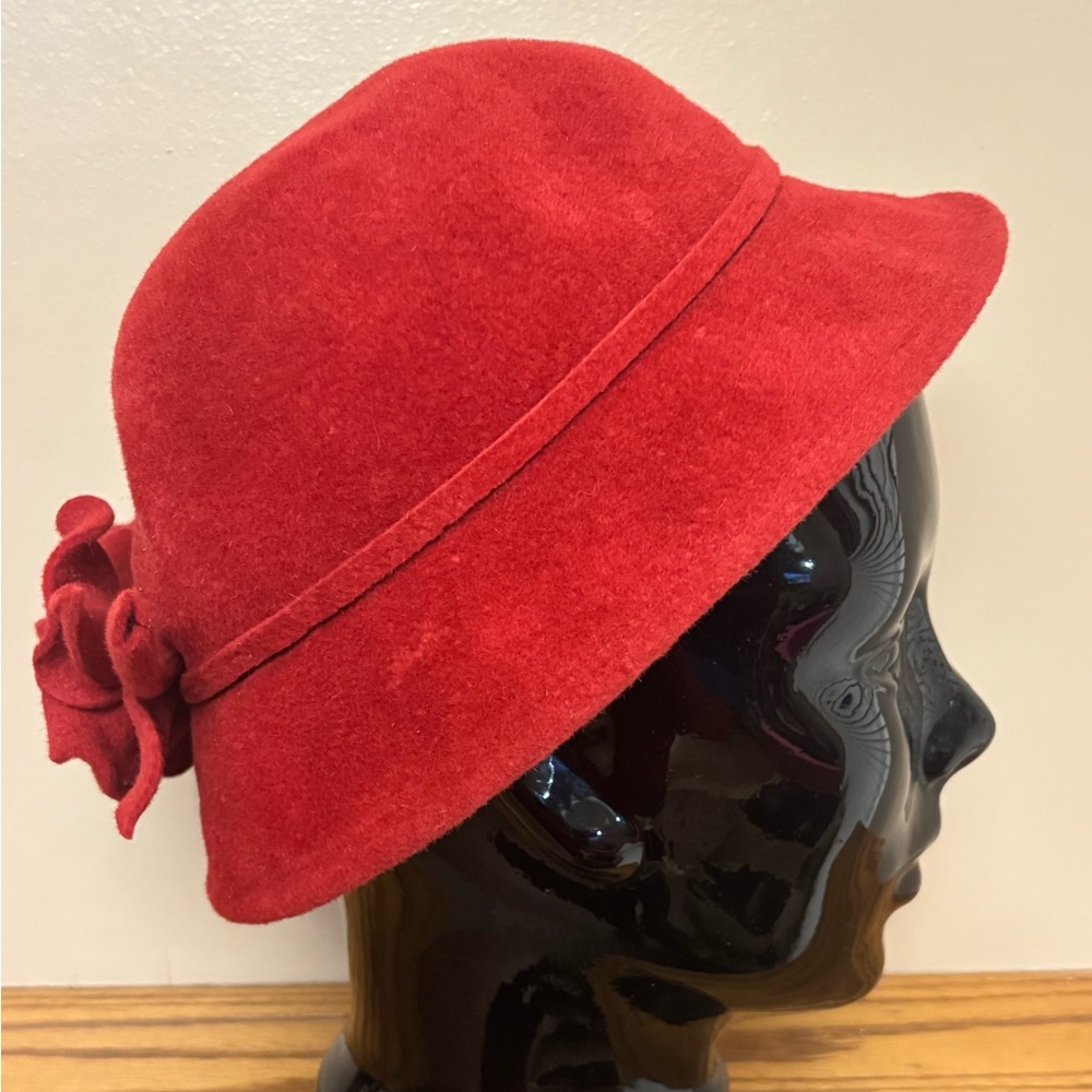 Vintage Anita Pineault Furfelt Hat